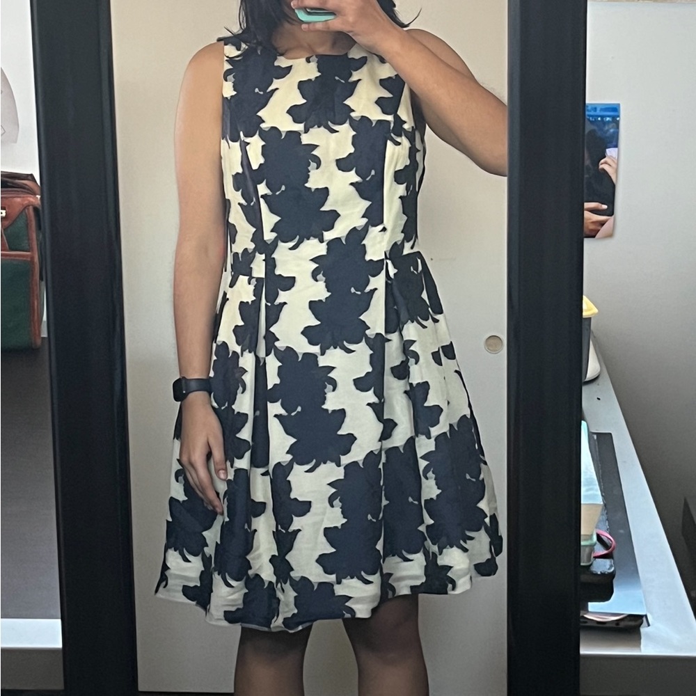 Vince Camuto Dress